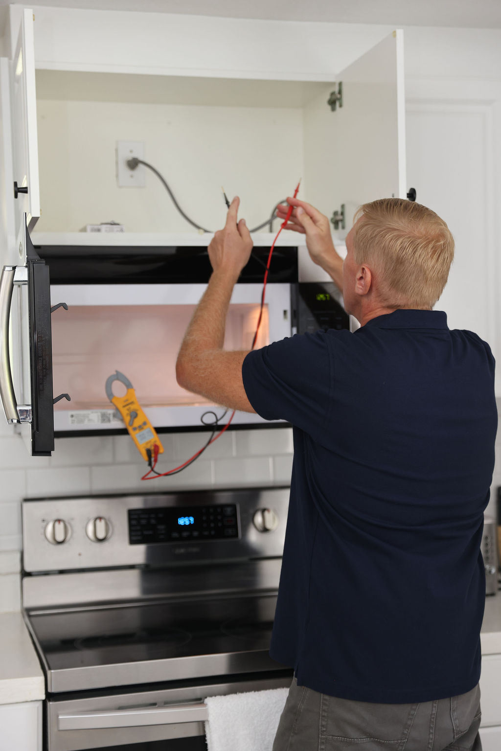 Appliance installation help for microwave in Naples, FL